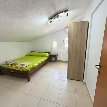 Mikelo Double Floor House *